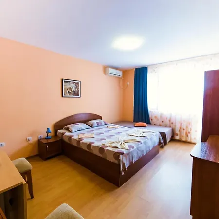 Quarto em Acomodações Particulares константин асен 1 Pomorie